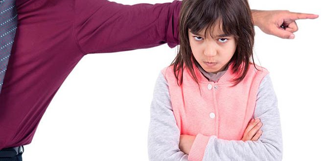 لماذا يسيء الطفل السلوك ؟ Child-behavior-2-1-660x330